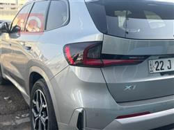 بی ئێم دەبڵیو X1